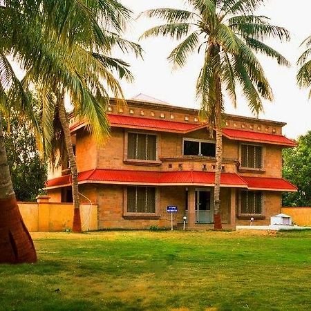 Stay Guru Resort Farm Villa Бхудж Экстерьер фото