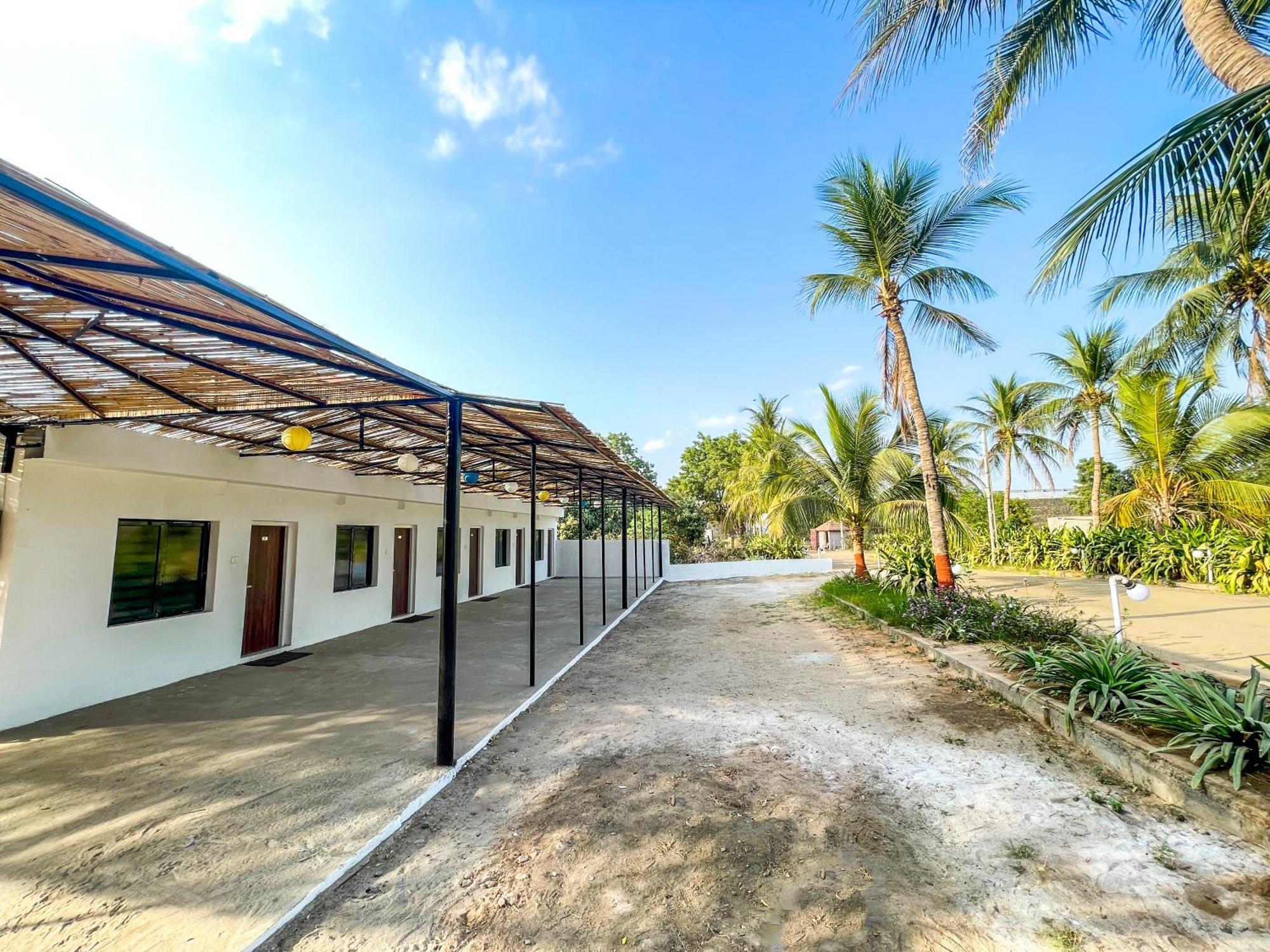Stay Guru Resort Farm Villa Бхудж Номер фото